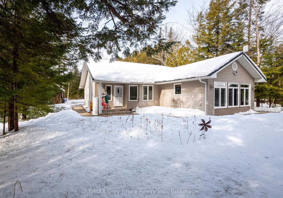 612-york-avenue-south-bruce-peninsula-ontario-x12926512