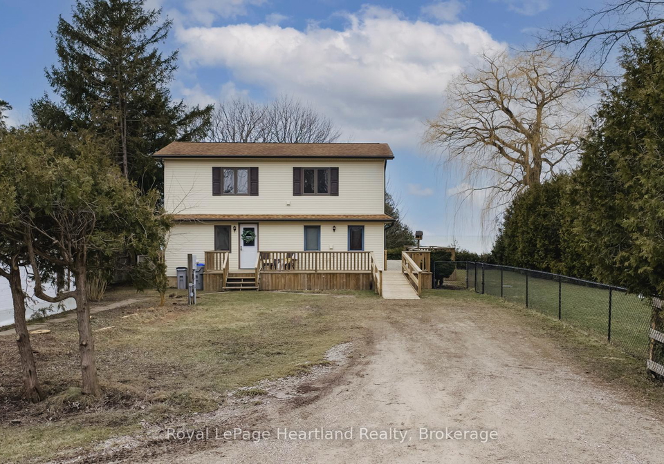 75587-elliot-street-n-bluewater-ontario-x12927022