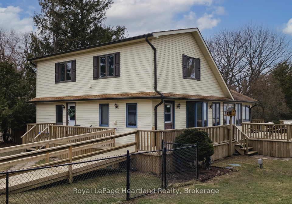 75587-elliot-street-n-bluewater-ontario-x12927022
