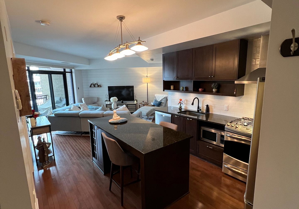 808-bronson-avenue-ottawa-ontario-x12927032