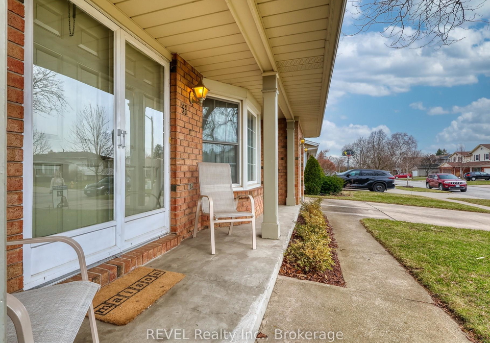 31-cole-farm-boulevard-st-catharines-ontario-x12927188