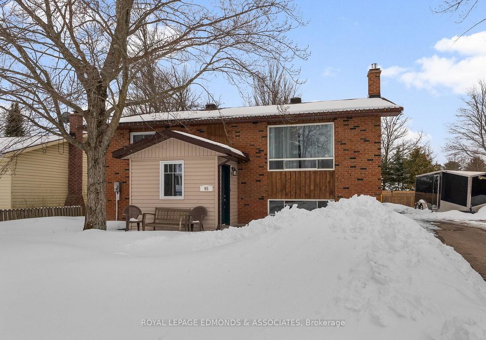 95-spruce-street-e-petawawa-ontario-x12927428