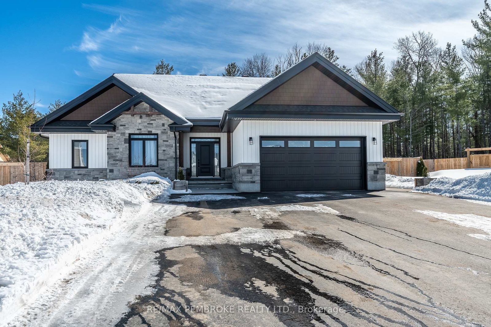 131-chad-street-petawawa-ontario-x12927440