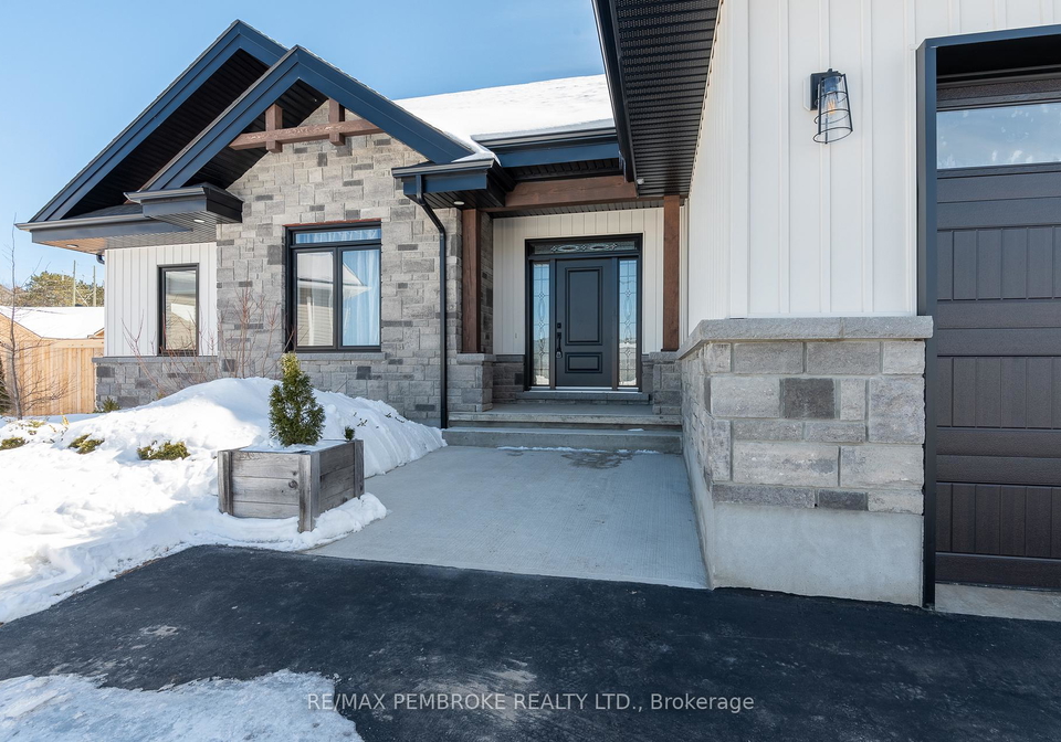 131-chad-street-petawawa-ontario-x12927440