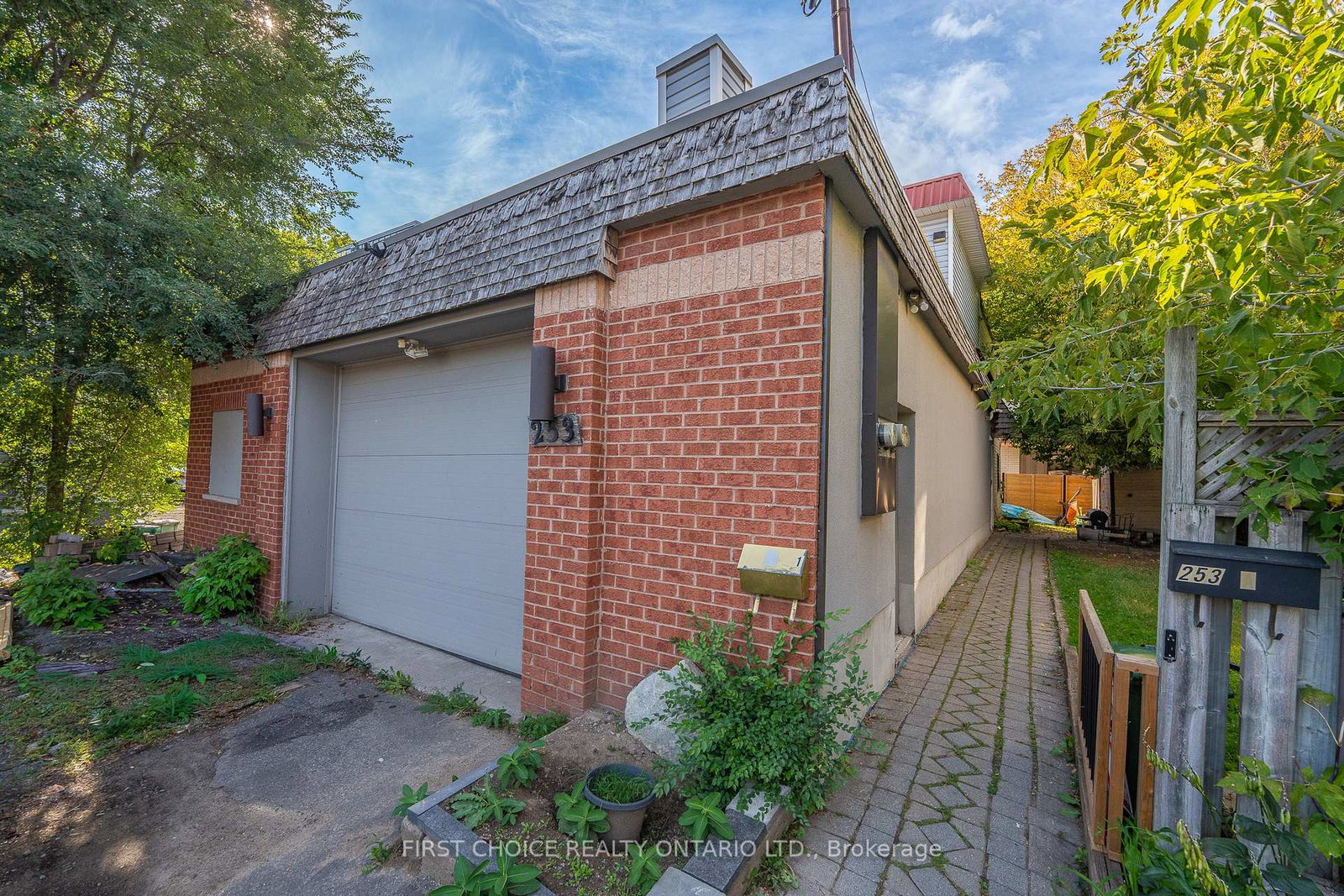 253-frechette-street-ottawa-ontario-x12927486