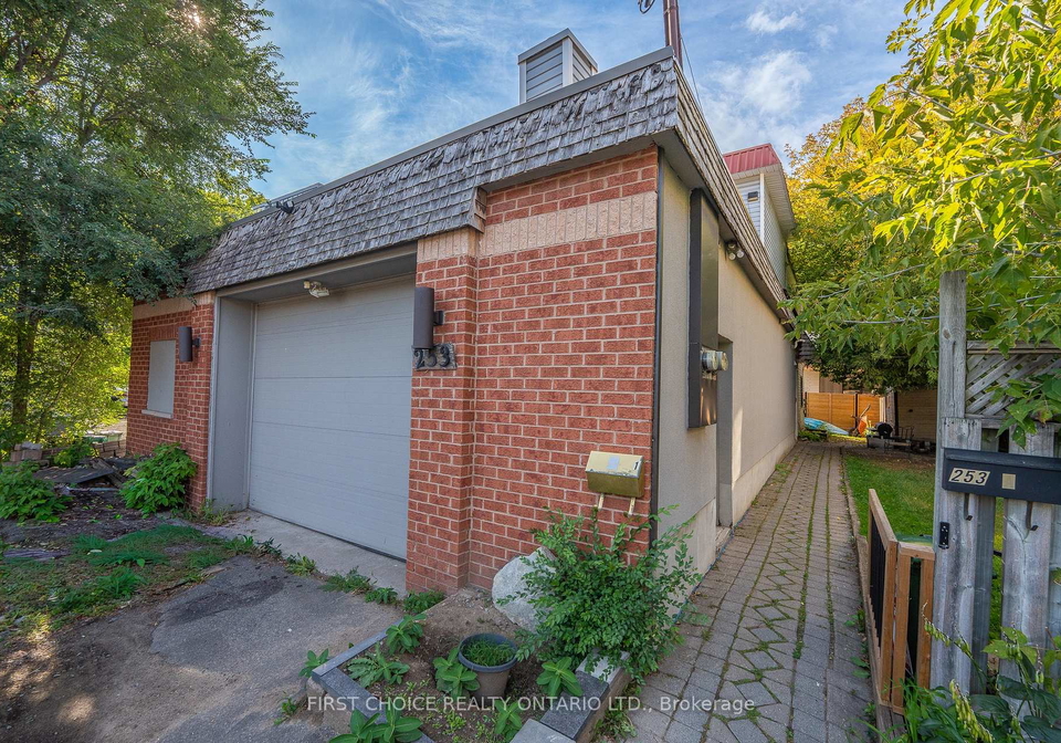 253-frechette-street-ottawa-ontario-x12927486