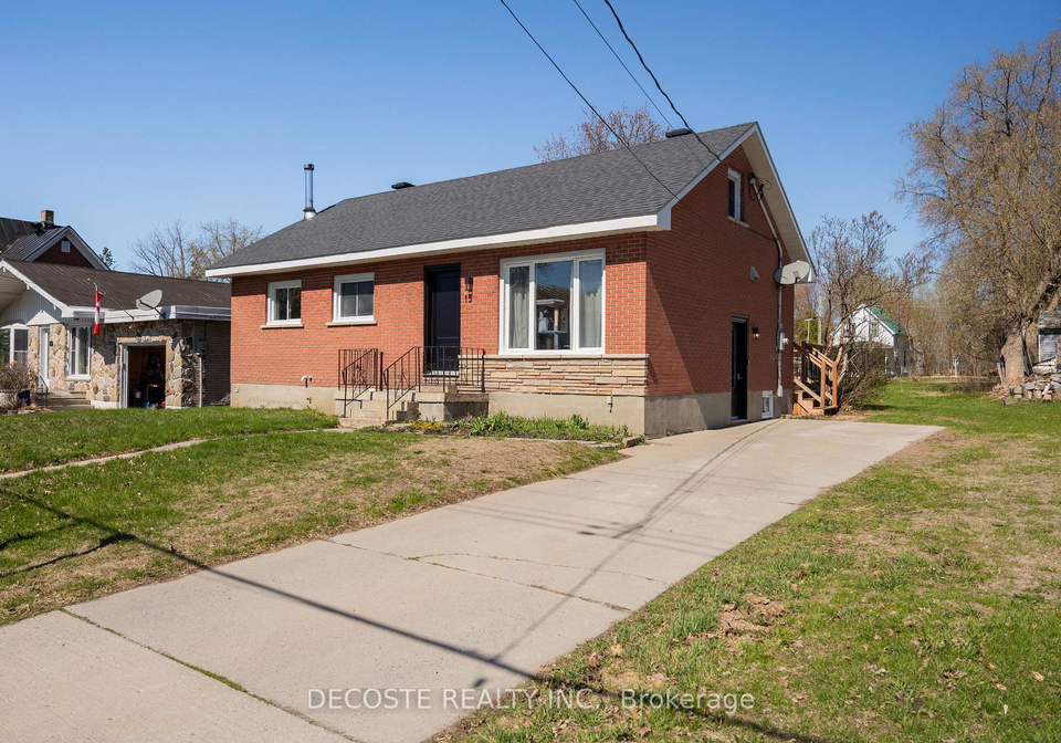 15-marlborough-street-north-glengarry-ontario-x12927662