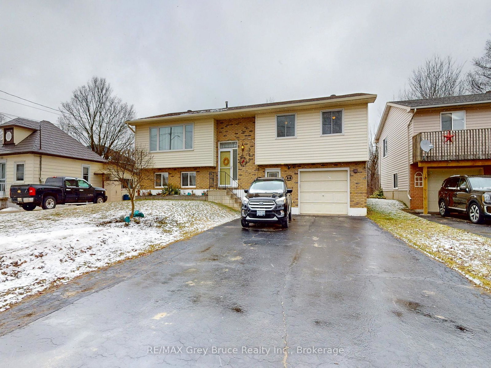 560-20th-street-e-owen-sound-ontario-x12927836