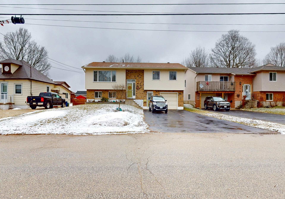 560-20th-street-e-owen-sound-ontario-x12927836