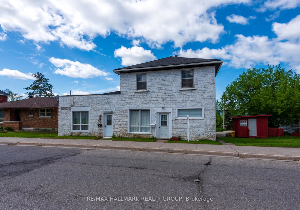 12-14-queen-street-smiths-falls-ontario-x12927930