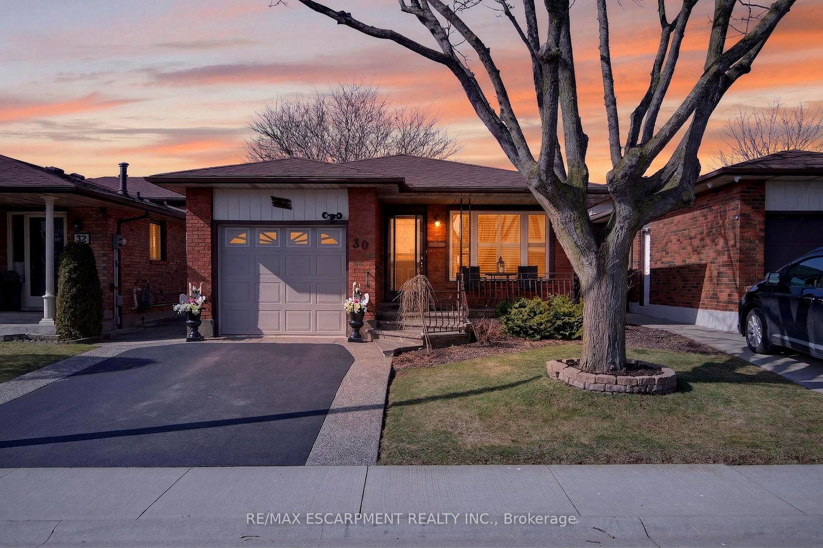 30-basin-crescent-hamilton-ontario-x12928102
