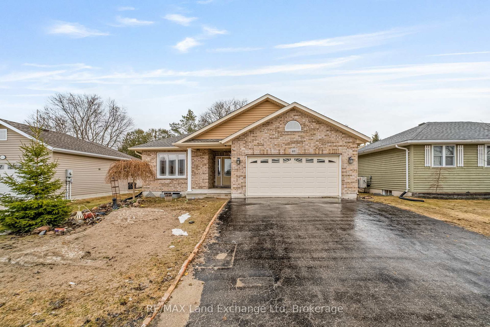 401-carling-terrace-north-huron-ontario-x12928268