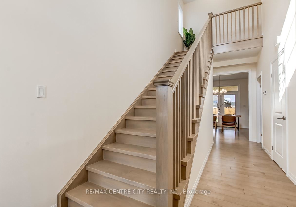 8-redhaven-lane-st-thomas-ontario-x12928358