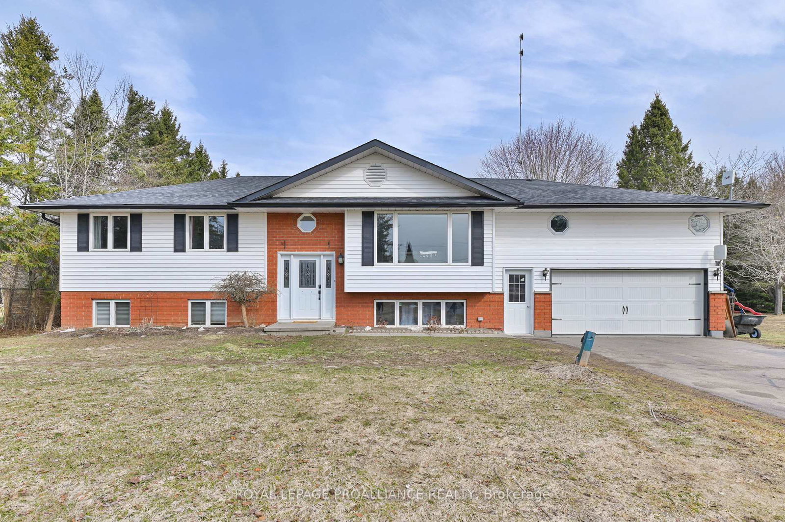 1316-county-road-64-quinte-west-ontario-x12928444