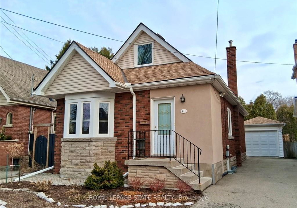 40-roanoke-road-hamilton-ontario-x12928964