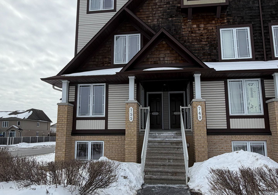 755-lakeridge-drive-ottawa-ontario-x12928980