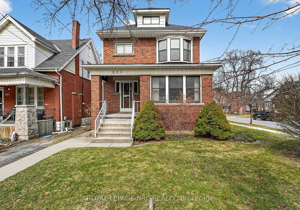 227-cumberland-avenue-hamilton-ontario-x12929052