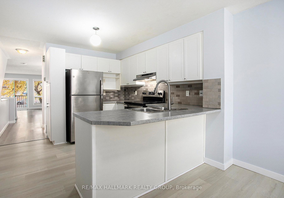 281-aquaview-drive-ottawa-ontario-x12929380