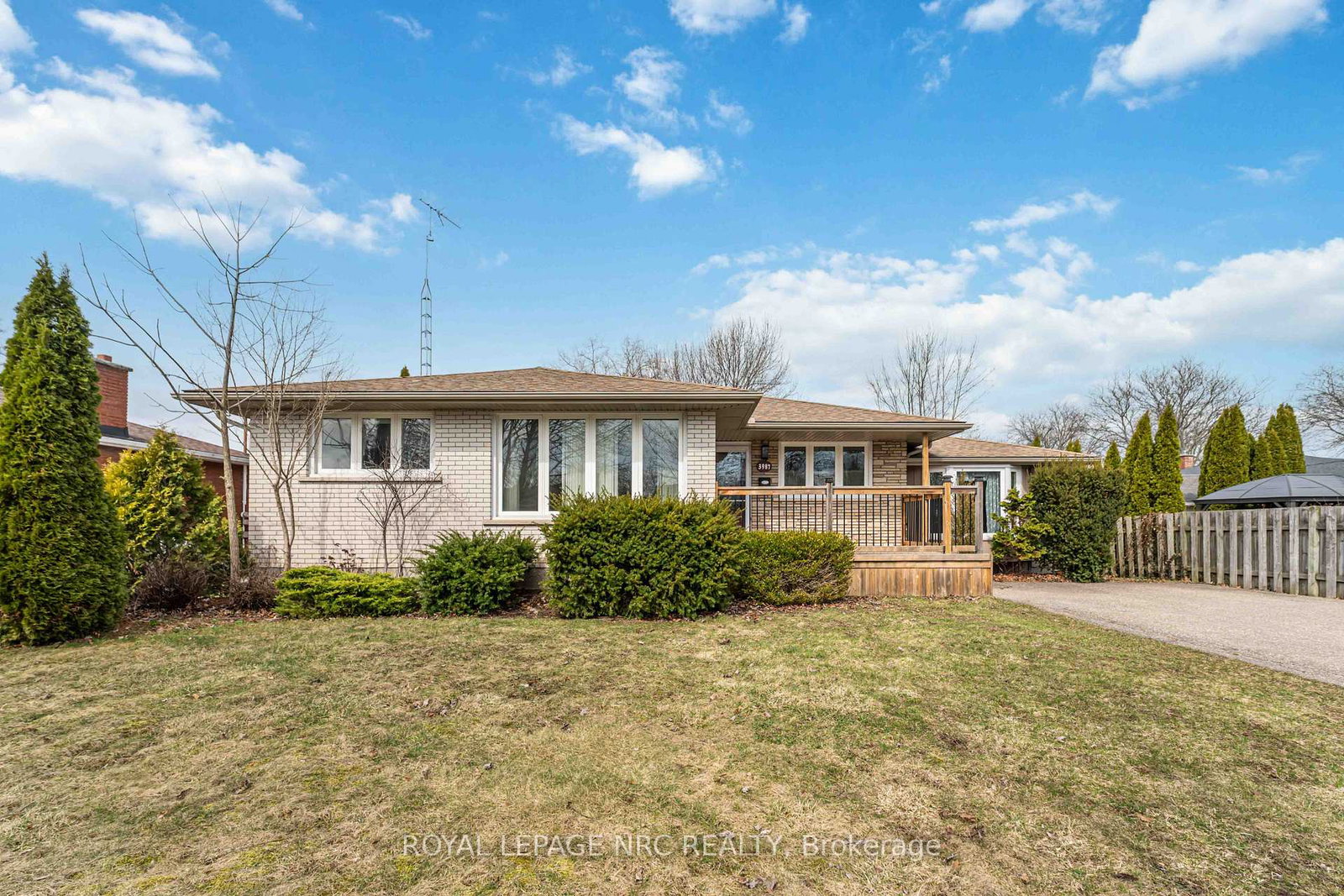 3987-montcalm-crescent-niagara-falls-ontario-x12929568