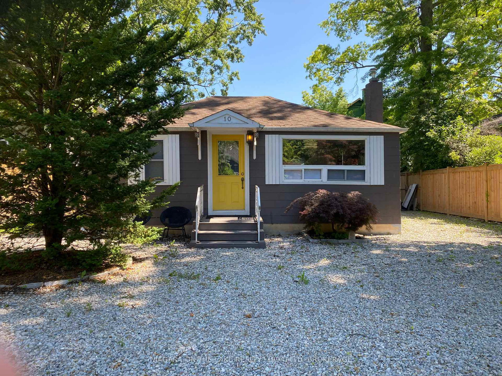 10-addison-avenue-niagara-on-the-lake-ontario-x12929670