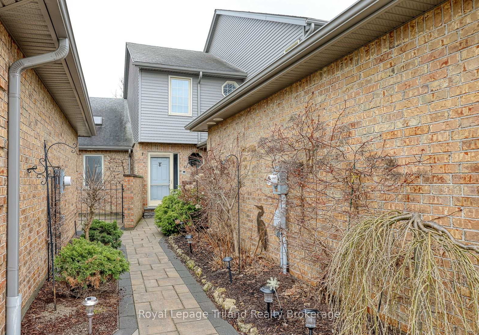 637-lansdowne-avenue-woodstock-ontario-x12929840
