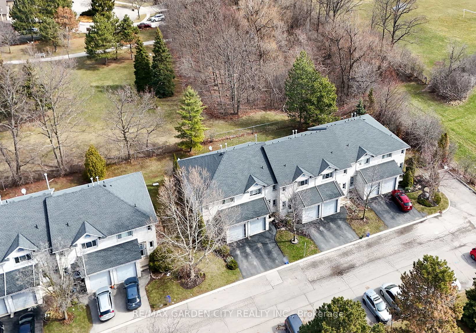 2-royalwood-court-hamilton-ontario-x12929872
