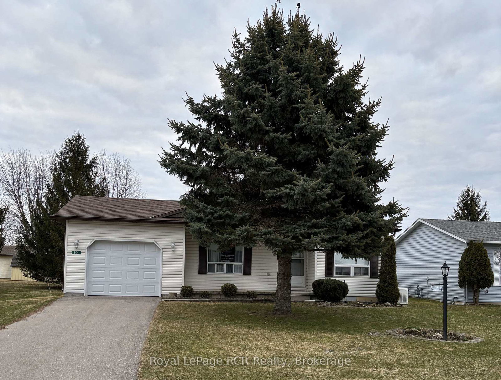 101-meadowview-lane-s-north-perth-ontario-x12929876