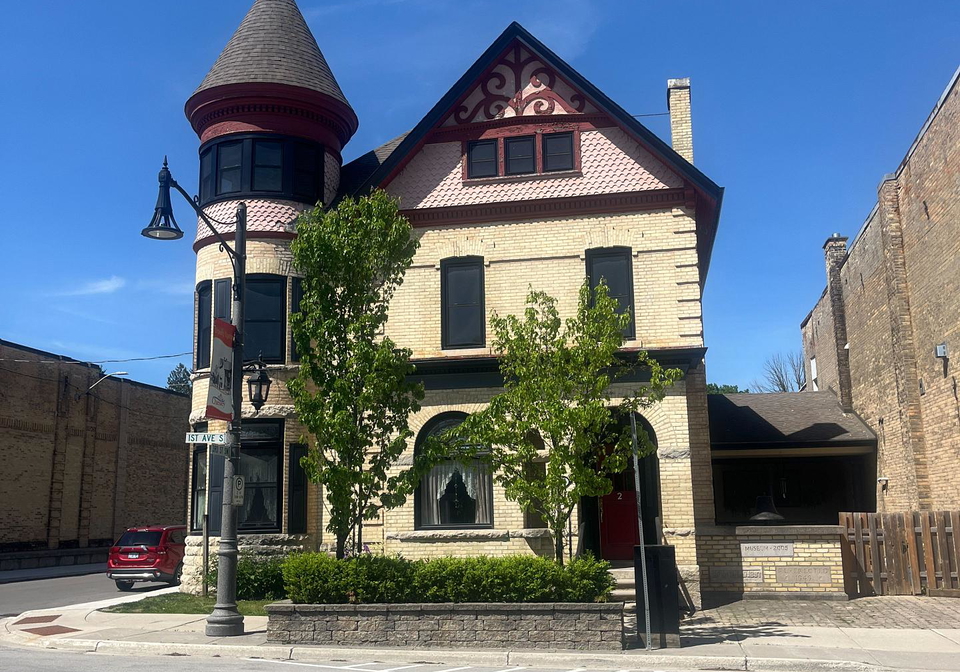 106-1st-avenue-s-arran-elderslie-ontario-x12929892