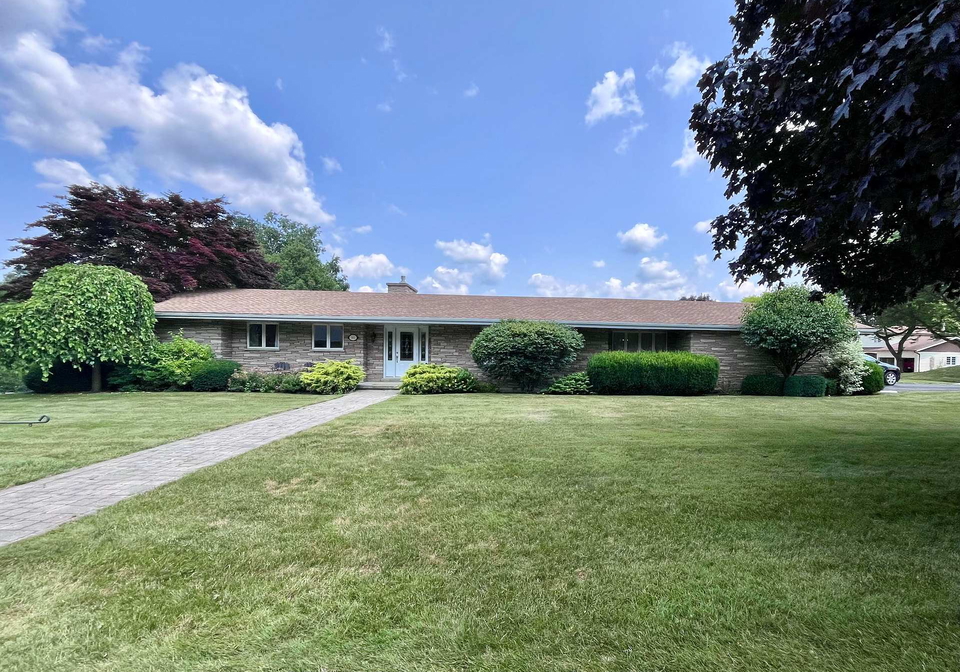 141-charles-street-north-huron-ontario-x12929920