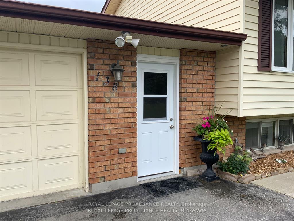 138-cloverleaf-drive-belleville-ontario-x12930022