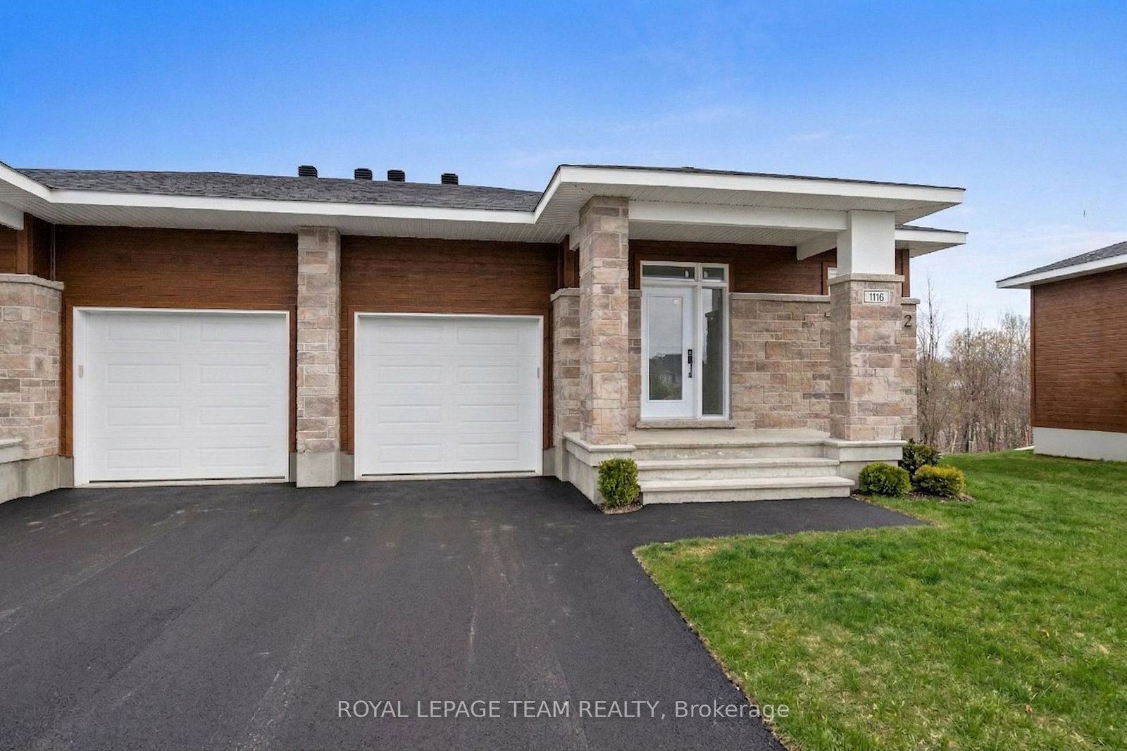 1116-moore-street-brockville-ontario-x12930404