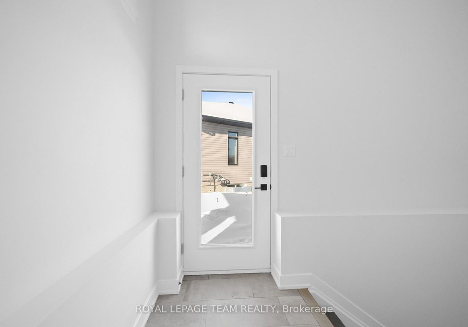 1116-moore-street-brockville-ontario-x12930404