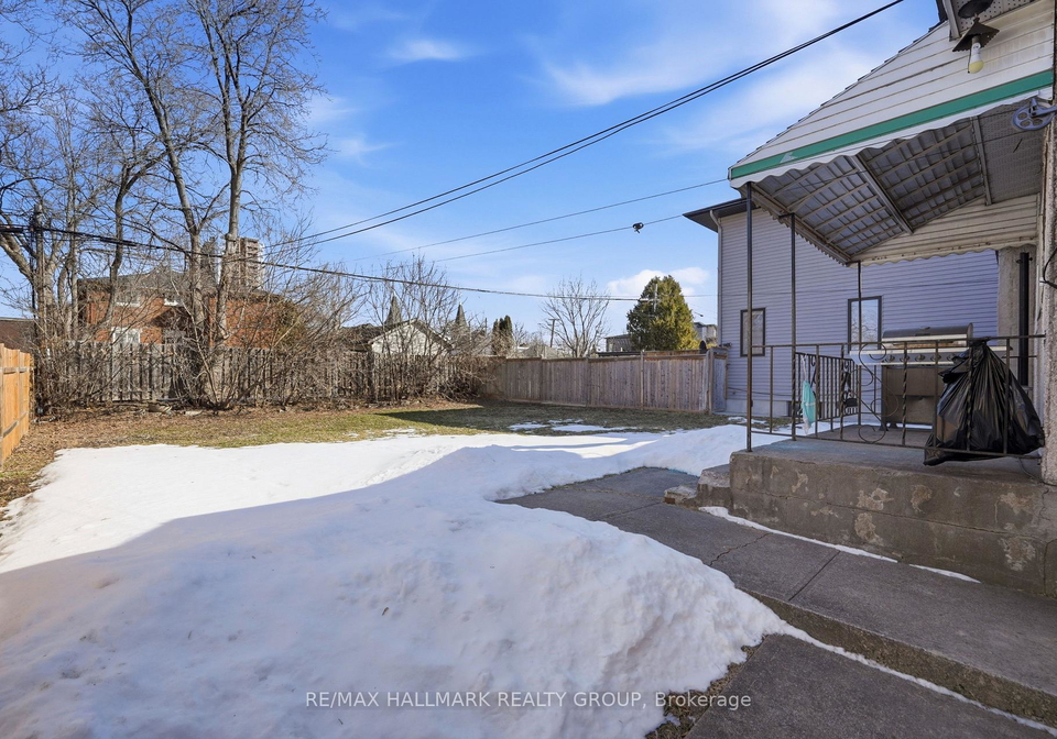 211-columbus-avenue-ottawa-ontario-x12930446