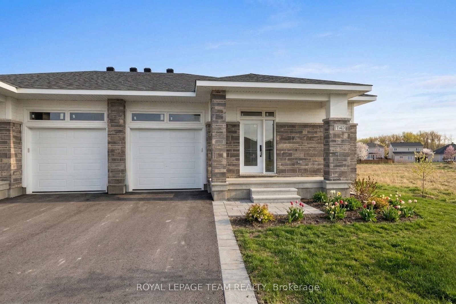 1140-moore-street-brockville-ontario-x12930570