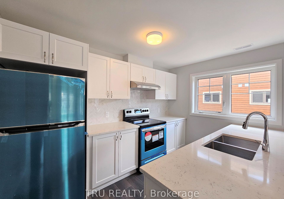 200-anyolite-private-ottawa-ontario-x12930954