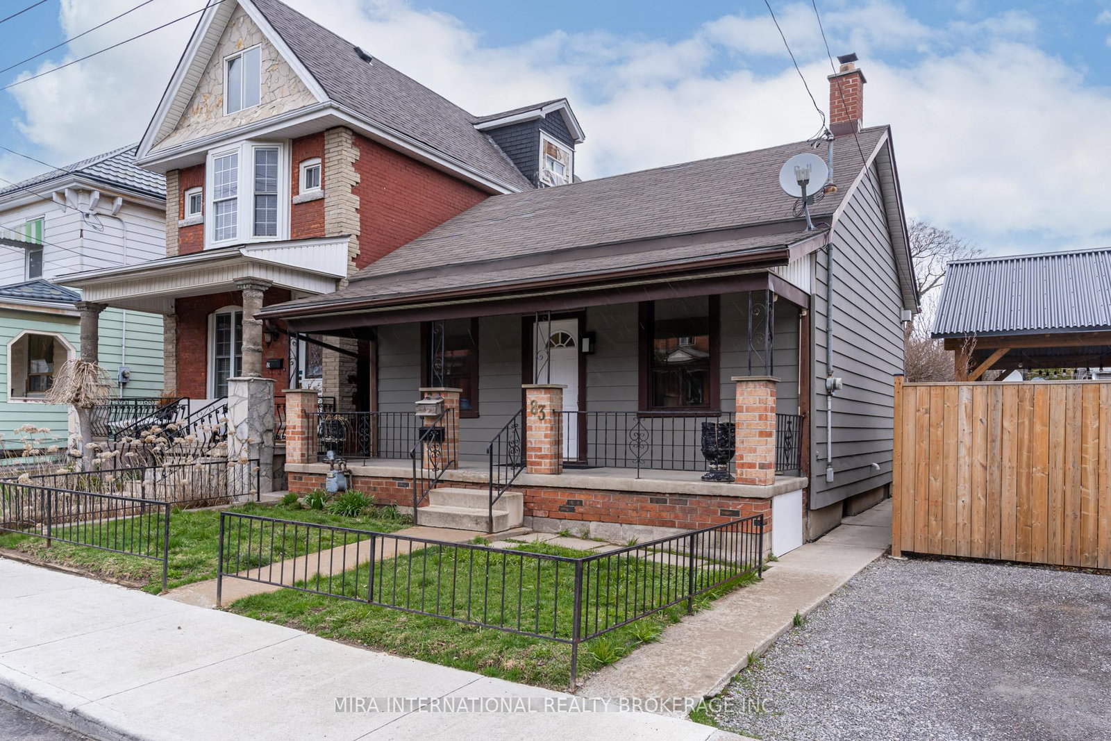 83-simcoe-street-e-hamilton-ontario-x12931200