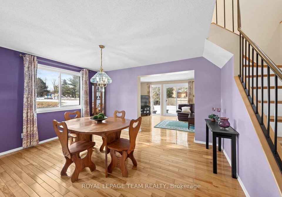 7942-decarie-drive-ottawa-ontario-x12931652
