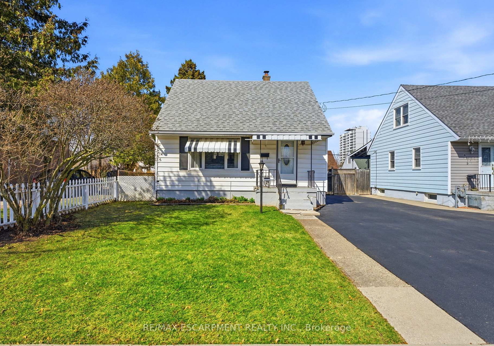 39-eastwood-street-hamilton-ontario-x12931688