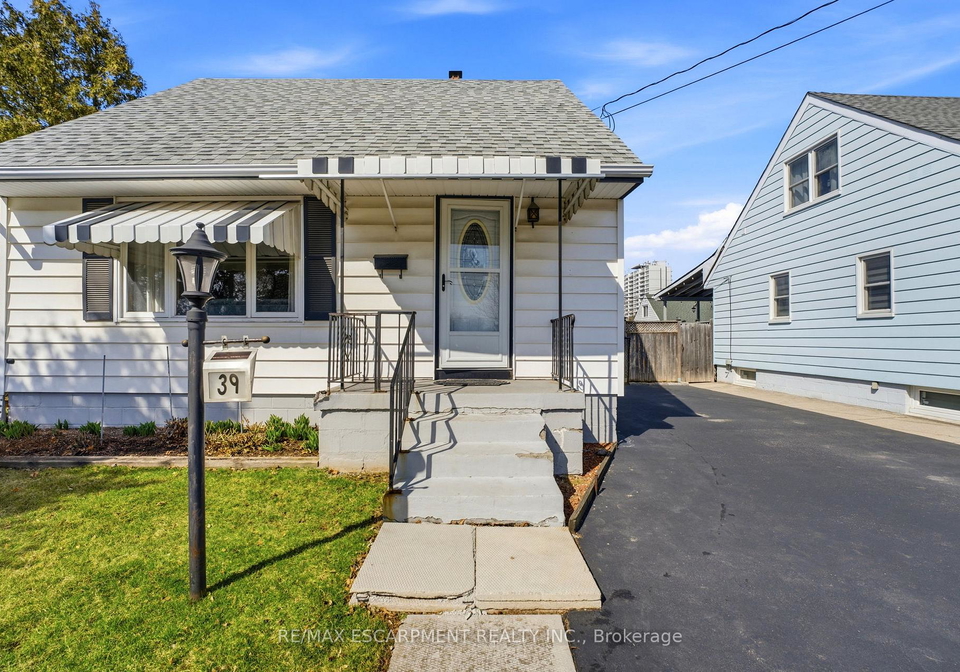 39-eastwood-street-hamilton-ontario-x12931688