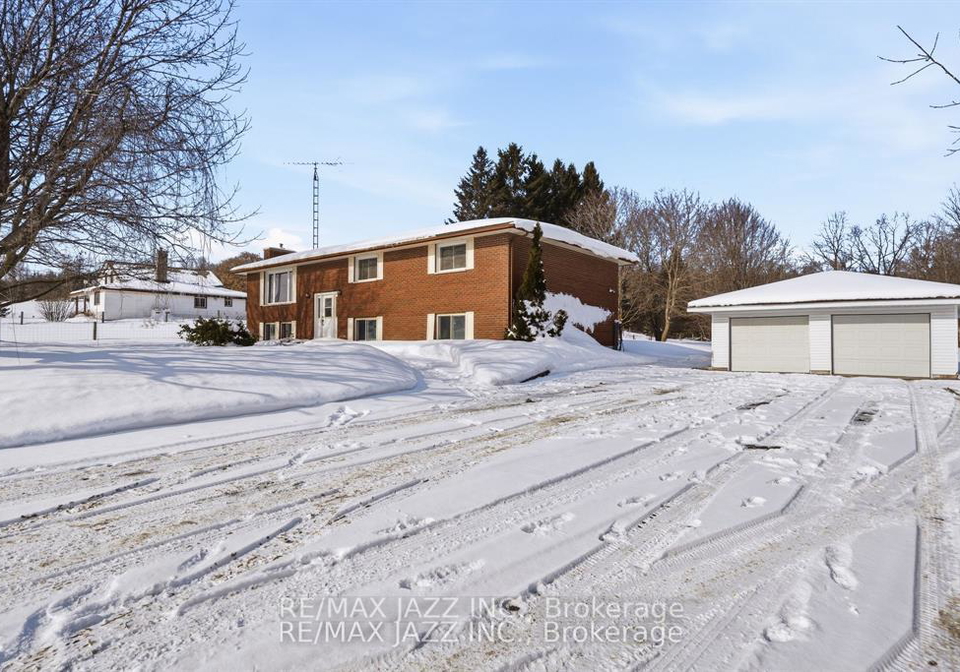 1226-fish-game-club-road-quinte-west-ontario-x12931724