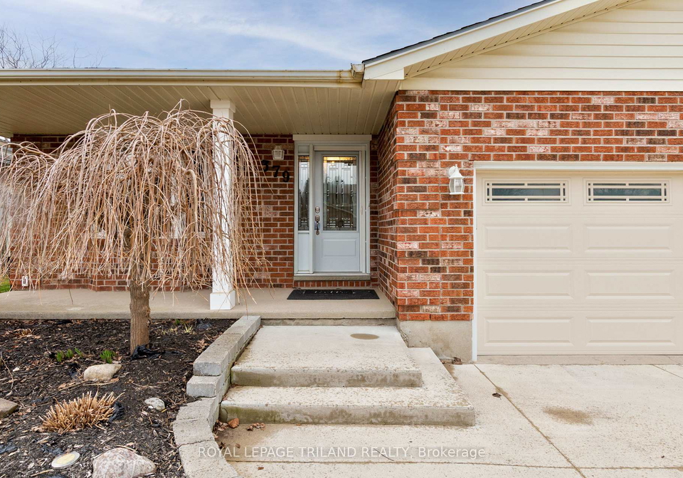 379-sherwood-avenue-central-elgin-ontario-x12932196