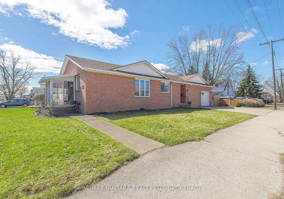 87-knoll-street-port-colborne-ontario-x12932356