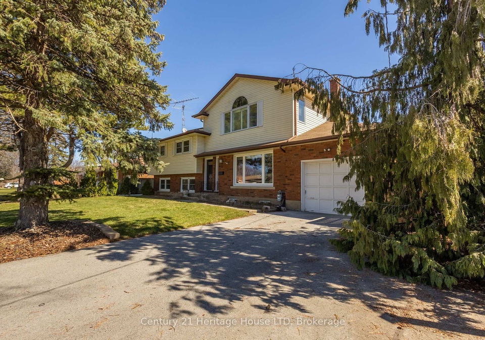 6-champa-drive-st-catharines-ontario-x12932394