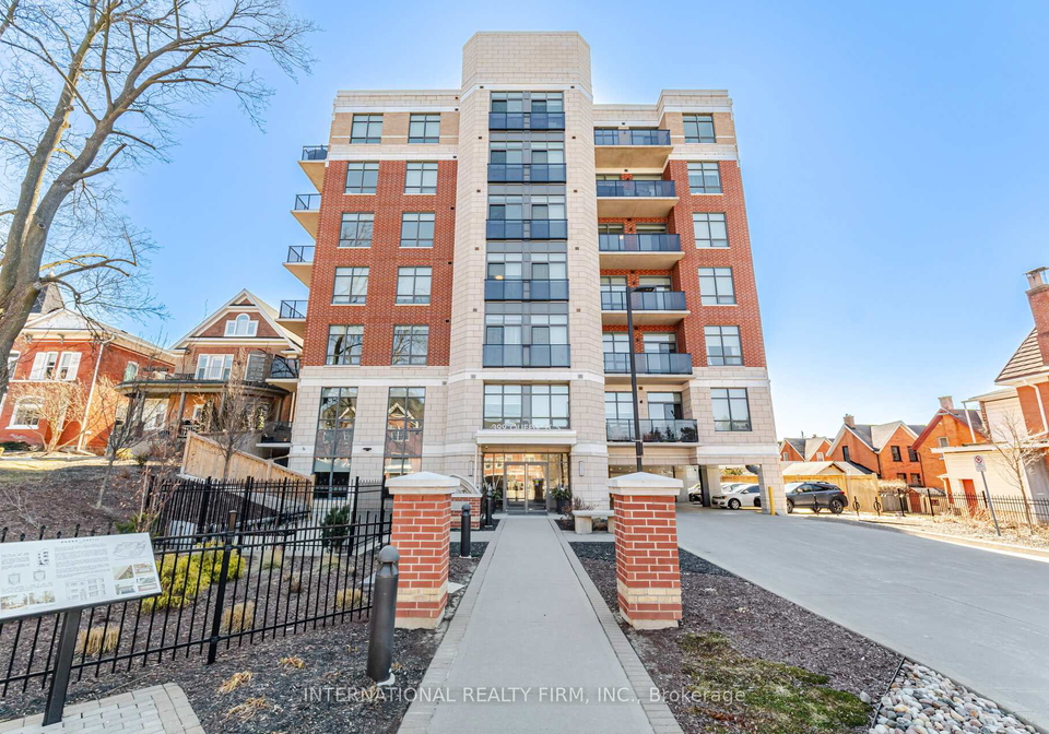 399-queen-street-s-kitchener-ontario-x12932616