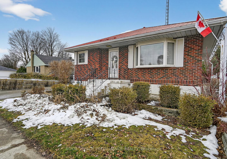 80-sevenoaks-avenue-brockville-ontario-x12932746