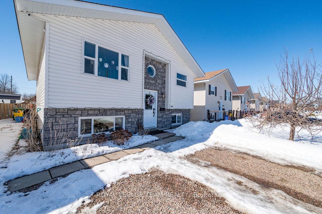 264-mckenzie-street-e-pembroke-ontario-x12933610