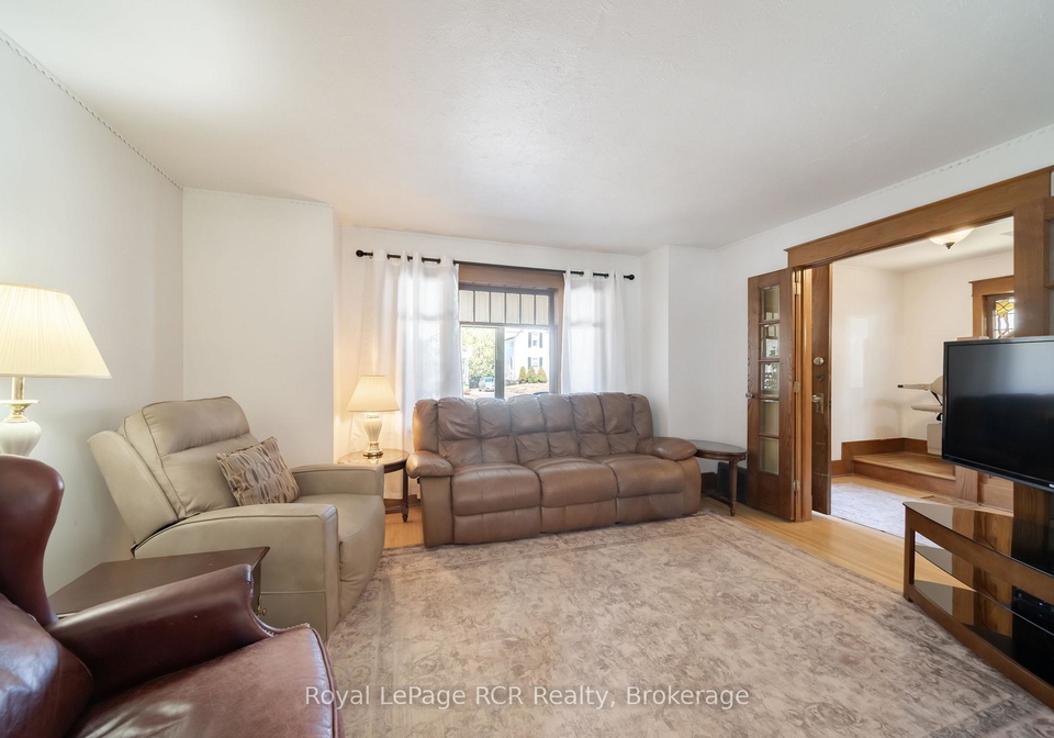 429-lambton-street-w-west-grey-ontario-x12933616