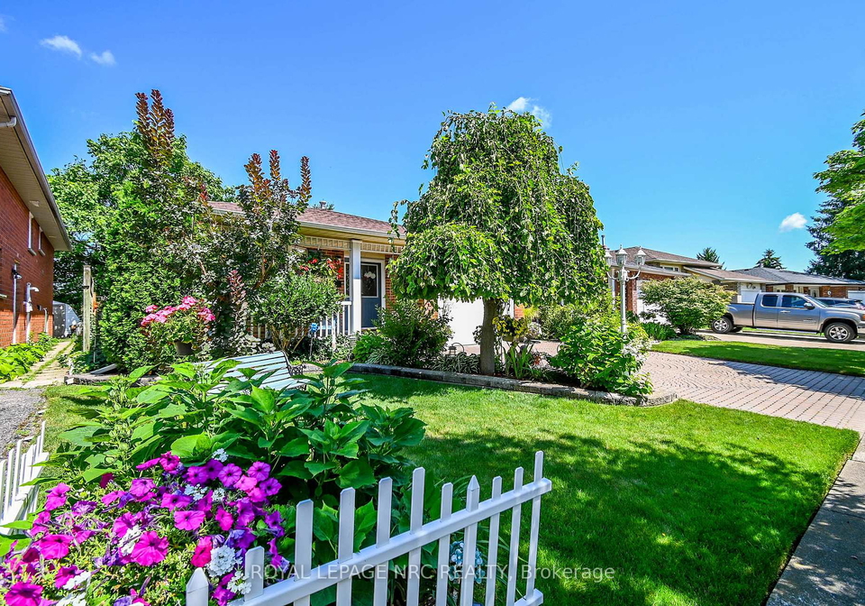 31-rollins-drive-welland-ontario-x12933808