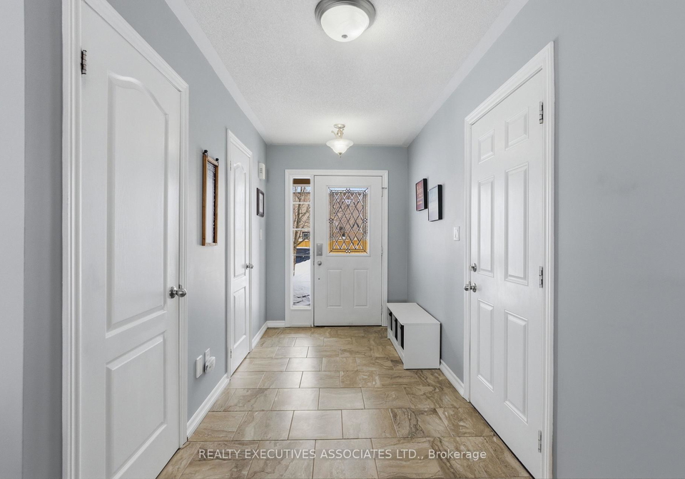 71-truax-street-kawartha-lakes-ontario-x12933812