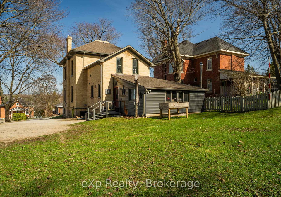 352-berford-street-south-bruce-peninsula-ontario-x12934008